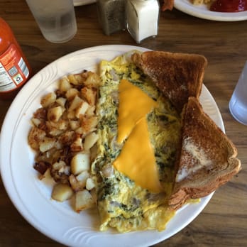 Junie Moon Cafe - Cafes Near Me - Union, Missouri