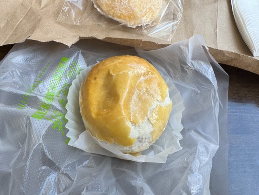 Fay Da Bakery by null