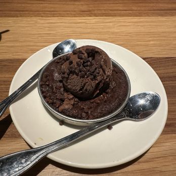 BJ's Restaurant & Brewhouse - Triple Chocolate Pizookie Made With Ghirardelli - Breweries Near Me - Las Vegas, Nevada BJ's Restaurant & Brewhouse - Triple Chocolate Pizookie Made With Ghirardelli - Breweries Near Me - Las Vegas, Nevada