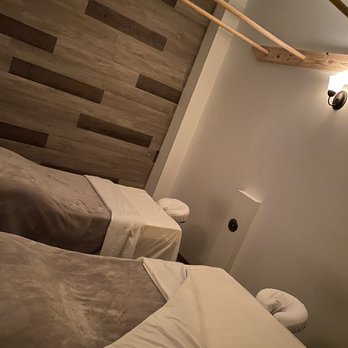 Nava De Massage - Massage room - Massage Therapy Near Me - Houston, Texas Nava De Massage - Massage room - Massage Therapy Near Me - Houston, Texas