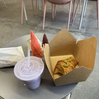 1 Oz Coffee - Pistachio Butter Croissant and Ube Latte - Coffee & Tea Near Me - Huntington Beach, California