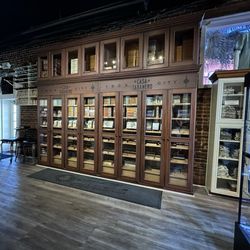 Taba Brew - Cigars cabinet