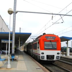 Estación Renfe Tarragona - Catalunya Expres having arrived from Barcelona II