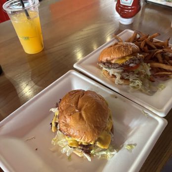 MOOYAH Burgers, Fries & Shakes - The MDC Bacon Cheeseburger - Hot Dogs Near Me - Carlsbad, California MOOYAH Burgers, Fries & Shakes - The MDC Bacon Cheeseburger - Hot Dogs Near Me - Carlsbad, California