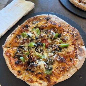 Andiamo Gate A-30 - Italian Near Me - Romulus, Michigan