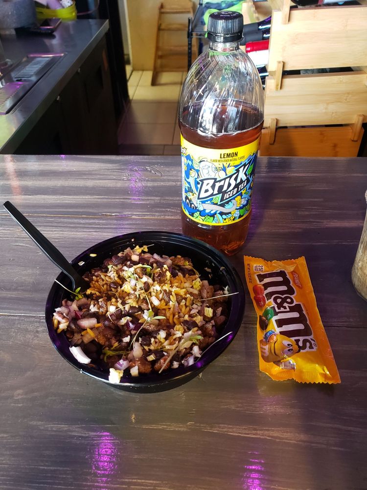 Manny's Tacos To Go