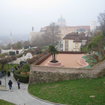 Stift Melk - November 2011 - Heading into the abbey - Landmarks & Historical Buildings Near Me - Melk, 3