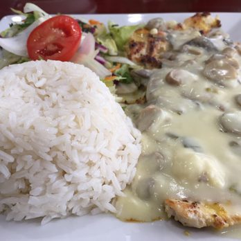 Pal' Rancho II - Chicken with mushroom gravy. Sooooo good. - Colombian Near Me - Coral Springs, Florida Pal' Rancho II - Chicken with mushroom gravy. Sooooo good. - Colombian Near Me - Coral Springs, Florida