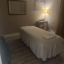 Ruyi Spa - Ruyi Massage in Destin, FL. Visit us for a relaxing massage treatment today!