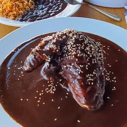 Mole Negro ( Chocolate and Chili Sauce with Chicken ) 🍗