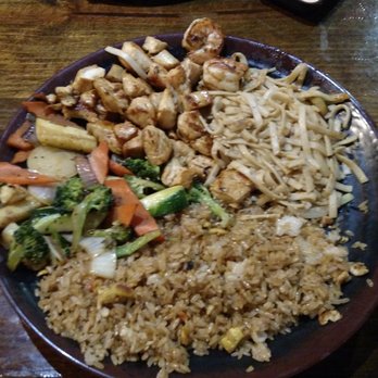 Daruma - hibachic chicken meal.  Very good!  Fresh ingredients.  Good quality meat! - Japanese Near Me - Hilliard, Ohio