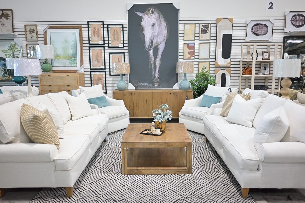 PAXTON HOME Updated May 2024 2320 Fortune Dr, LexingtonFayette