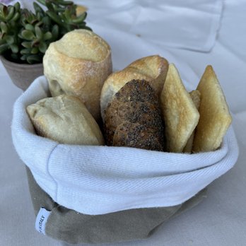 Hotel Aurora - Bread - Hotels Near Me - Lezzeno, LC