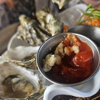 The Fish Hopper - Oyster The oysters are very fresh. - Seafood Near Me - Monterey, California
