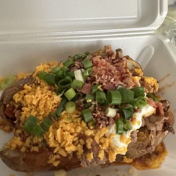 Carl's Bar-B-Q - Texas Chow Down - Barbeque Near Me - Cypress, Texas