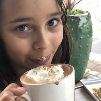 Leonidas Chocolate Cafe - Chocolatiers & Shops Near Me - Northbrook, Illinois Leonidas Chocolate Cafe - Chocolatiers & Shops Near Me - Northbrook, Illinois