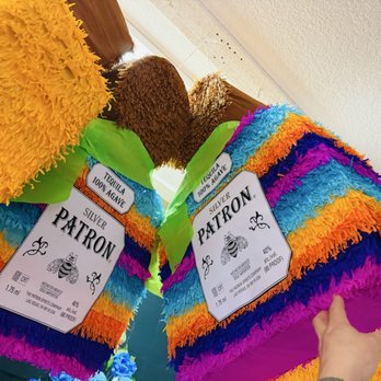 Davany Flowers & Pinatas - Florists Near Me - San Antonio, Texas Davany Flowers & Pinatas - Florists Near Me - San Antonio, Texas
