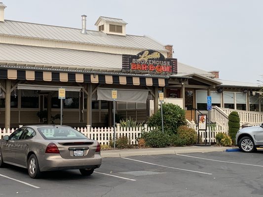 Lucille's Smokehouse Bar-B-Que by null