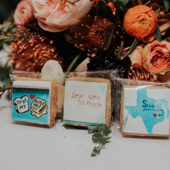 Kellie's Baking - Austin Themed Cookies - Bakeries Near Me - Austin, Texas