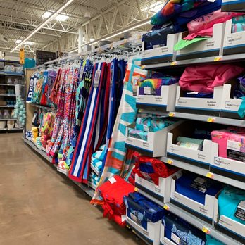 Walmart Supercenter - a wide selection of clothing - Department Stores Near Me - Streetsboro, Ohio Walmart Supercenter - a wide selection of clothing - Department Stores Near Me - Streetsboro, Ohio