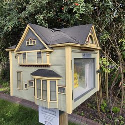 1899 House Bed & Breakfast
