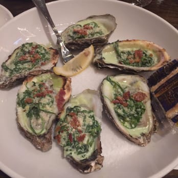 Hook Line & Schooner - West coast oysters - American Near Me - Smyrna, Georgia