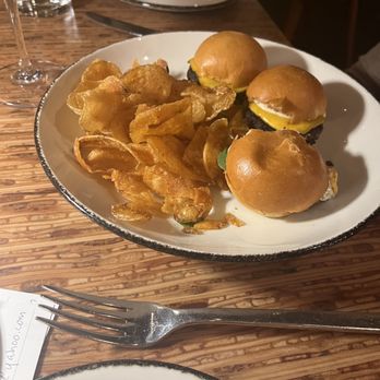 Larkspur Grill - Wagyu beef sliders - New American Near Me - Palm Desert, California Larkspur Grill - Wagyu beef sliders - New American Near Me - Palm Desert, California