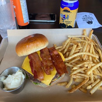 Oak Park Social - MY burger with bacon added - New American Near Me - Oak Park, Michigan Oak Park Social - MY burger with bacon added - New American Near Me - Oak Park, Michigan