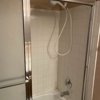 702 Services - Master Bathroom 1 of 3 [Before] - Handyman Near Me