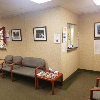 ProHEALTH Smithtown Ophthalmology - Waiting Area - Ophthalmologists Near Me - Smithtown, New York ProHEALTH Smithtown Ophthalmology - Waiting Area - Ophthalmologists Near Me - Smithtown, New York