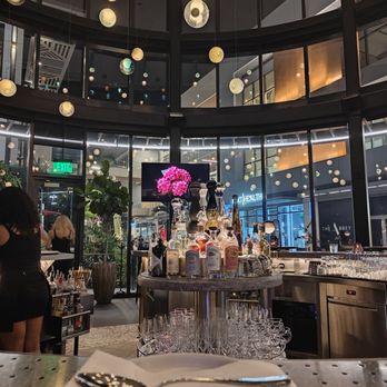JOEY Aventura - Bar area - Steakhouses Near Me - Miami, Florida