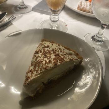 hotel cappuccino - Tarta Banoffee (this was a suggestion of our very kind waitress and it was very good) - Hotels & Travel Near Me - Palma, PM