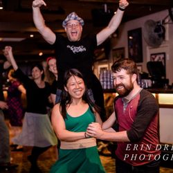 Fizz Swing Dance