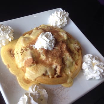 Creams Coventry - Apple pie waffle with hot custard, cream, and topped with cinnamon - Desserts Near Me - Coventry, XWM
