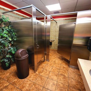 Petro Corning - Women's Restroom - Gas Stations Near Me - Corning, California