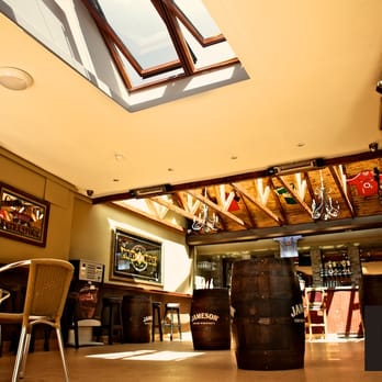 Dtwo - Dtwo Beer Garden Bar - Dance Clubs Near Me - Dublin, D Dtwo - Dtwo Beer Garden Bar - Dance Clubs Near Me - Dublin, D