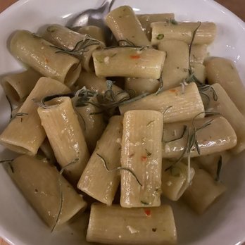 La Natural - Rigatoni pasta SOOOO GOOD. A bit spicy - Pizza Near Me - Miami, Florida