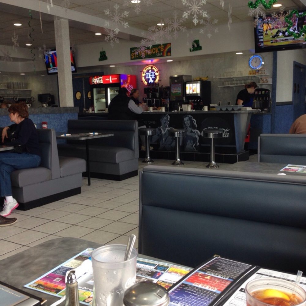 Piston Diner - Clean retro atmosphere - Diners Near Me - Westville, New Jersey Piston Diner - Clean retro atmosphere - Diners Near Me - Westville, New Jersey