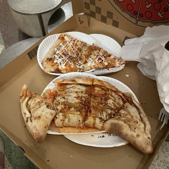 Mom's New York Pizza - Buffalo Chicken Pizza Create Your Own Calzone - Pizza Near Me - Miami Beach, Florida Mom's New York Pizza - Buffalo Chicken Pizza Create Your Own Calzone - Pizza Near Me - Miami Beach, Florida