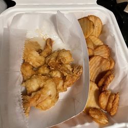 The Chippery - (8pc) Coconut Shrimp
