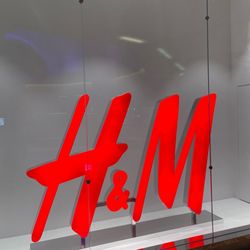 H&M