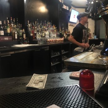 Grady's Public House - Pubs Near Me - Vancouver, Washington