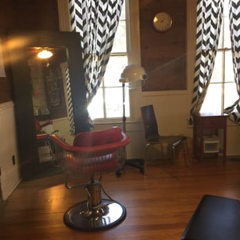 Wavelengths Hair Studio - Michelle's salon suite - Nail Salons Near Me - Boerne, Texas Wavelengths Hair Studio - Michelle's salon suite - Nail Salons Near Me - Boerne, Texas