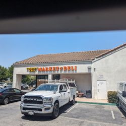 Diamond Market & Deli - Entrance