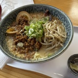 Kuma Ani - Ultimate tonkatsu