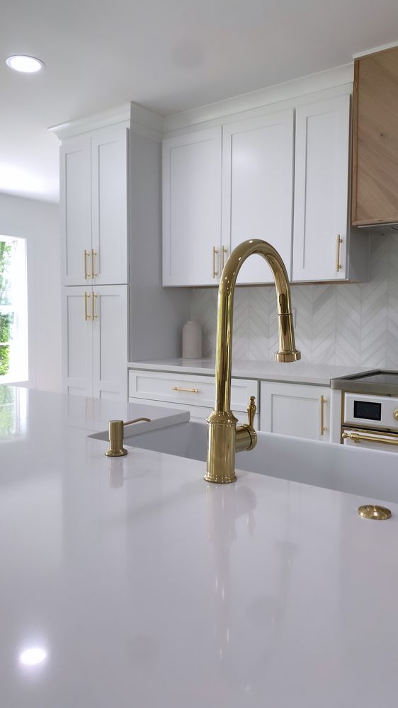 Slide of MC Kitchen & Renovation