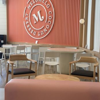 MeloMelo Coconut Dessert - Indoor Seating - Desserts Near Me - Irvine, California