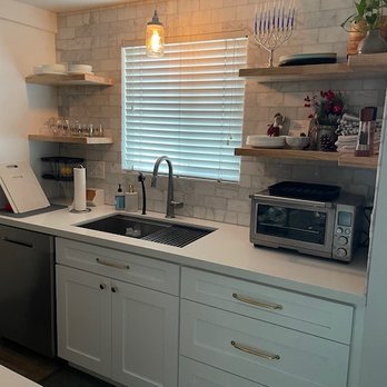 Cabinet Innovators - Right side of NEW kitchen - General Contractors Near Me