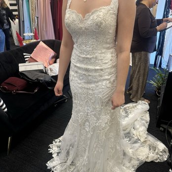Dantella Bridal & Tailoring - Sewing & Alterations Near Me - Brea, California Dantella Bridal & Tailoring - Sewing & Alterations Near Me - Brea, California