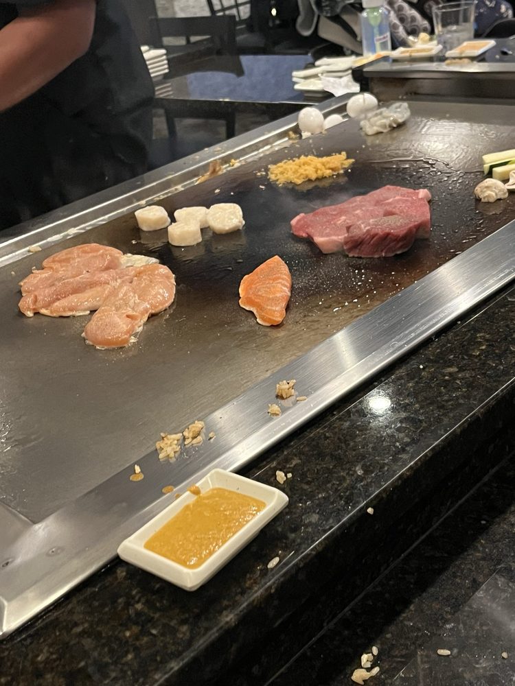 Tekka Japanese Grill & Sushi